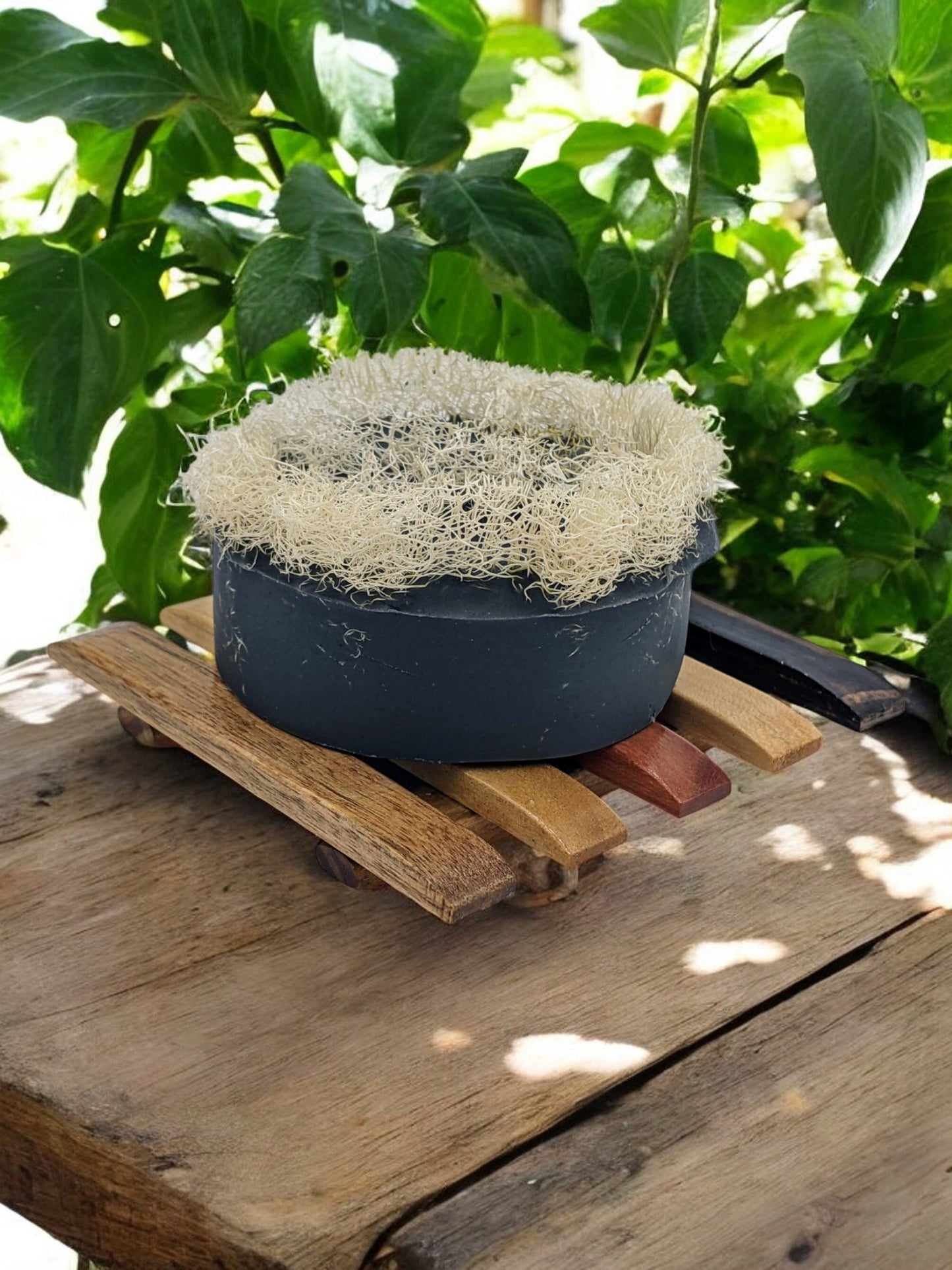 Small Peppermint & Charcoal Loofah