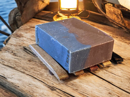 Hickory & Suede Merry and Bright