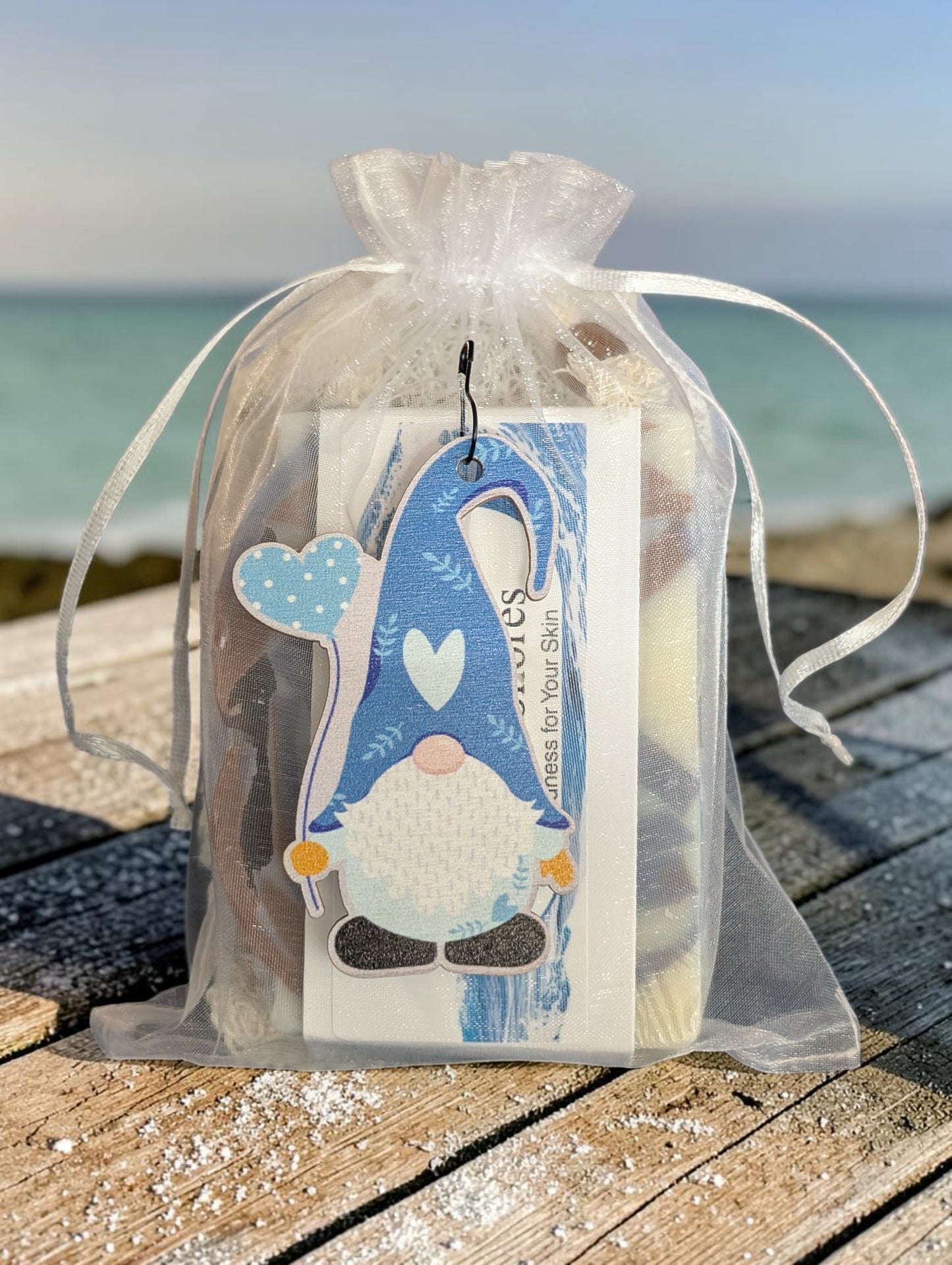 Ocean Shores Gnome with Heart