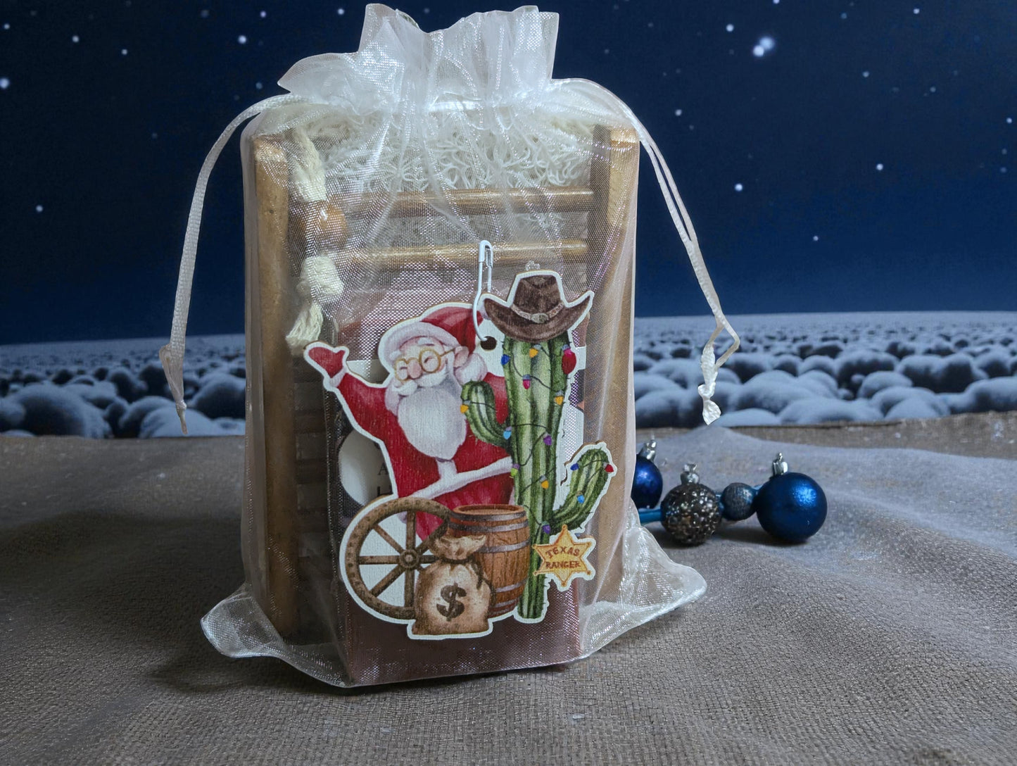 Hickory & Suede Santa in Flight