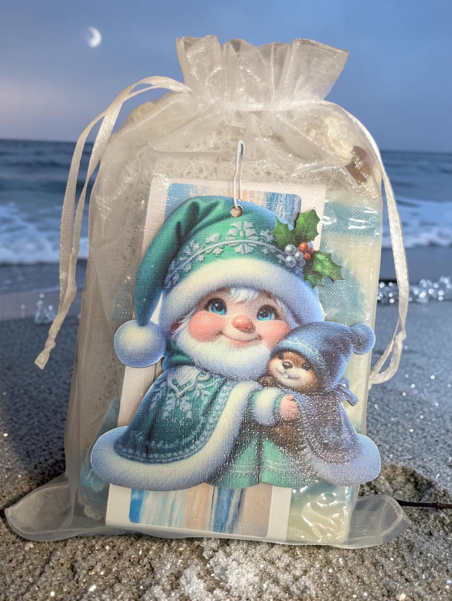Sea Breeze Gnome with Sea Otter